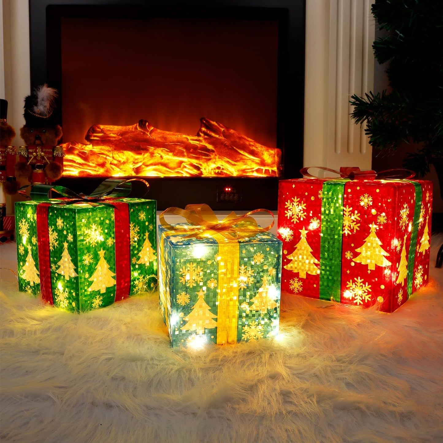 Set of 3 Lighted Christmas Gift Boxes – Sparkling LED Snowflake Presents for Indoor & Outdoor Decorations
